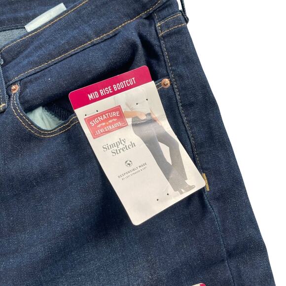 Signature Levi Strauss Jeans Women Plus 24 Dark Wash Mid-rise Bootcut - Picture 3 of 9